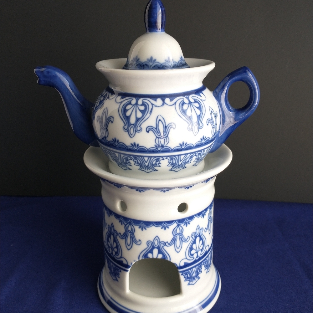 BOMBAY Asian Character Teakettle & Warmer